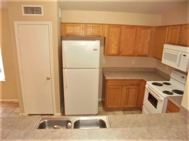 Building Photo - 14908 N 125th Ln