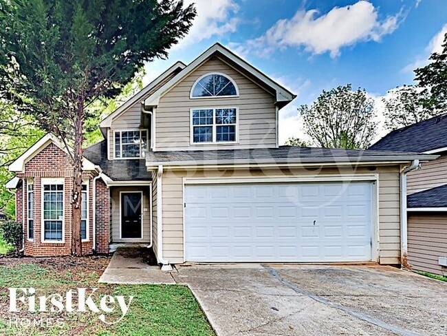 Building Photo - 852 Shore Dr