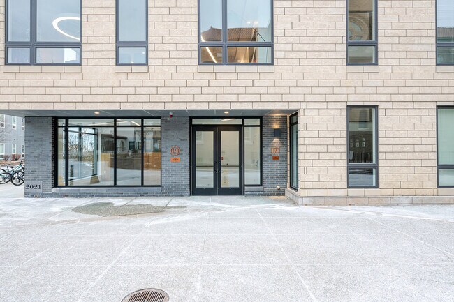 Building Photo - 181 Washington St