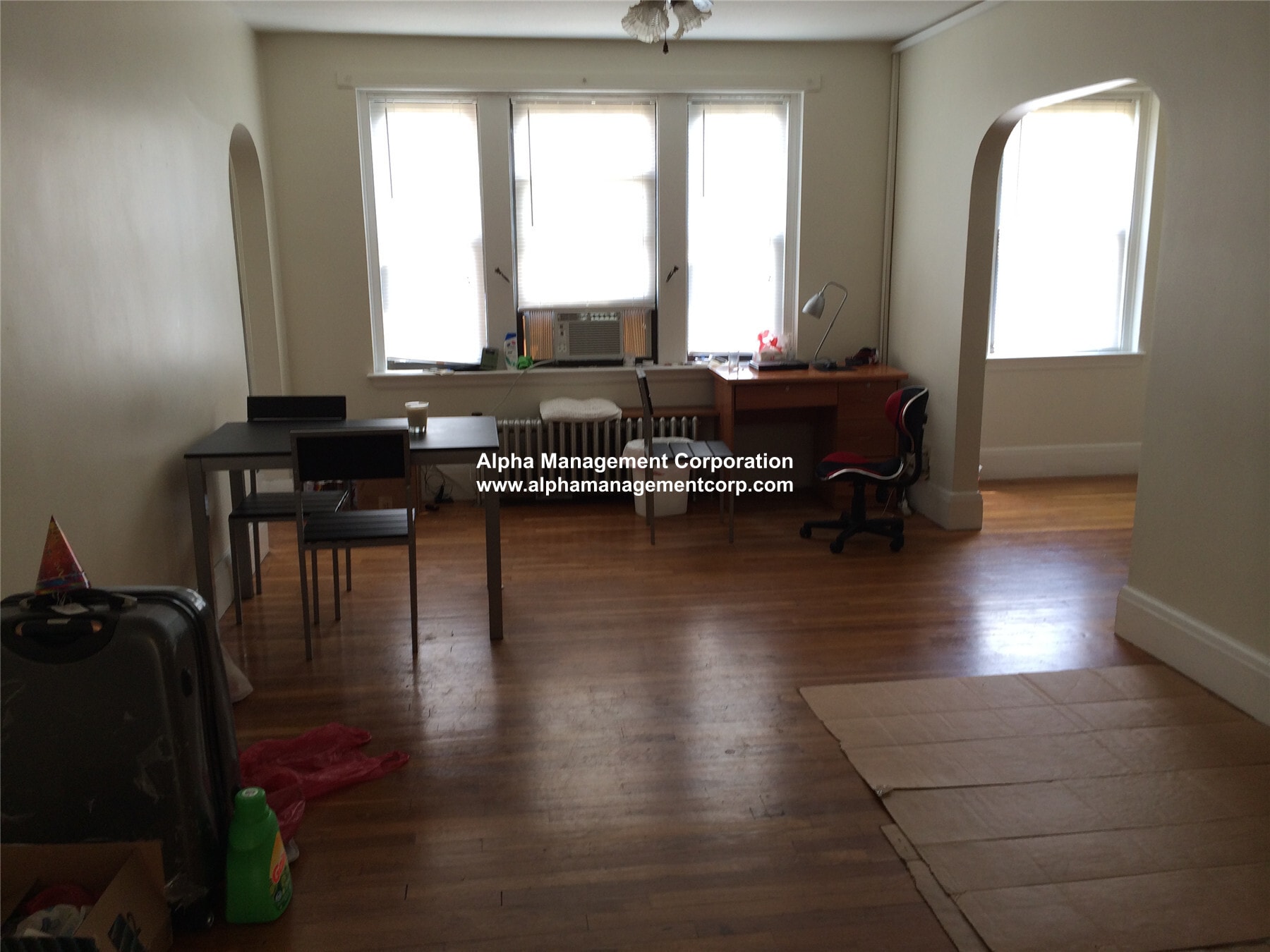 Building Photo - 349 Pleasant St