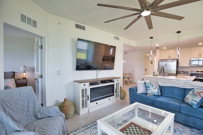 Building Photo - Golf Transfer New Construction 3-Bedroom 2-Bathroom First Floor Condo in the desirable Wellen Gol...