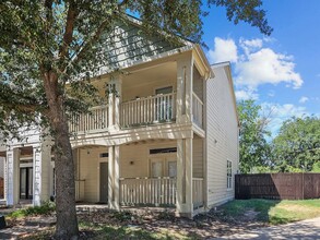Building Photo - 10741 Traymore Dr