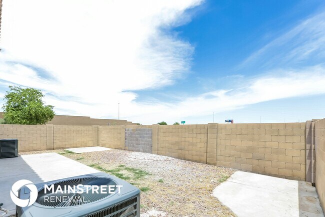 Building Photo - 9556 W Monte Vista Rd