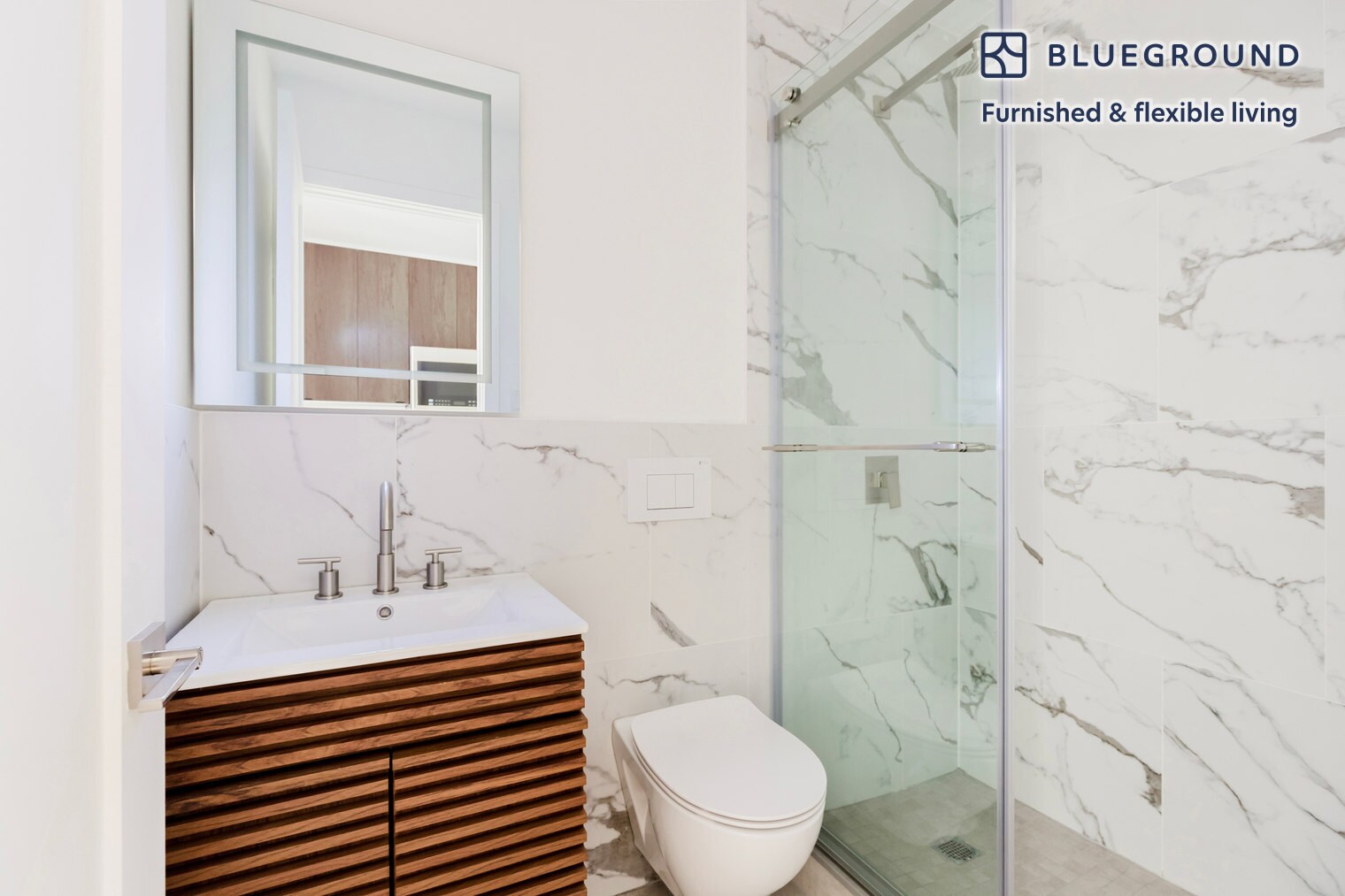 Building Photo - 246 E 53rd St