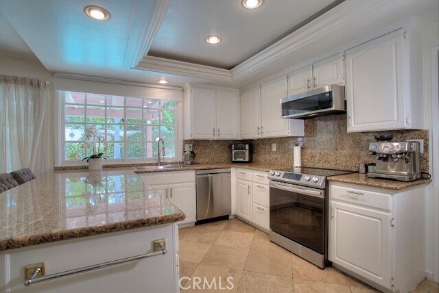 Building Photo - 15412 Lorraine Way