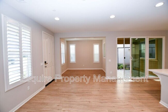 Building Photo - 173 Stage Trail Rd.