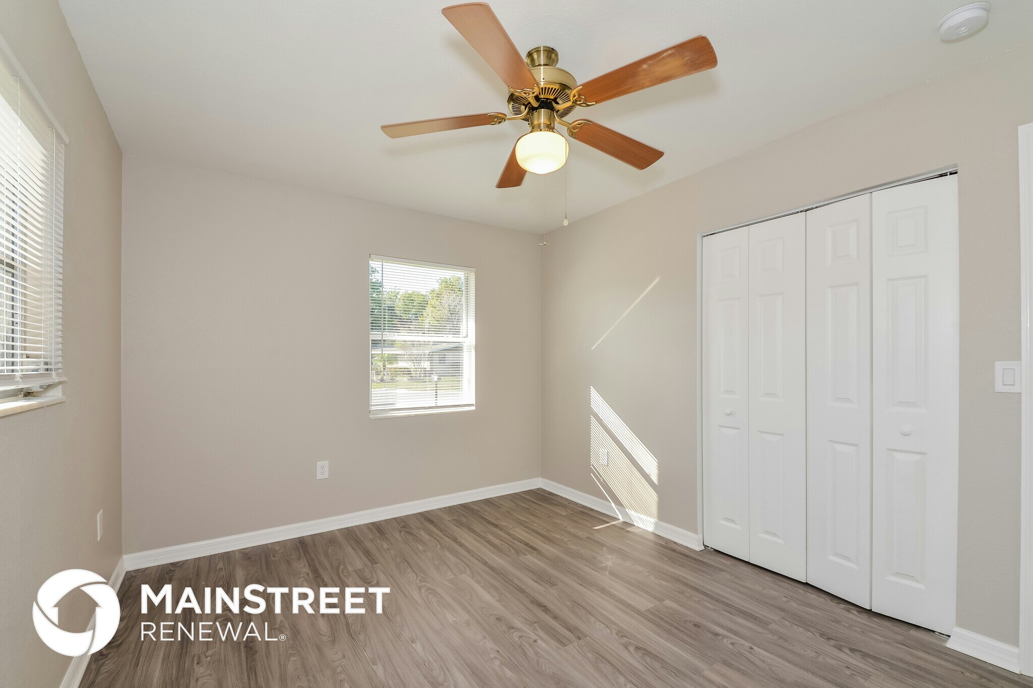 Building Photo - 2006 4th Ave W