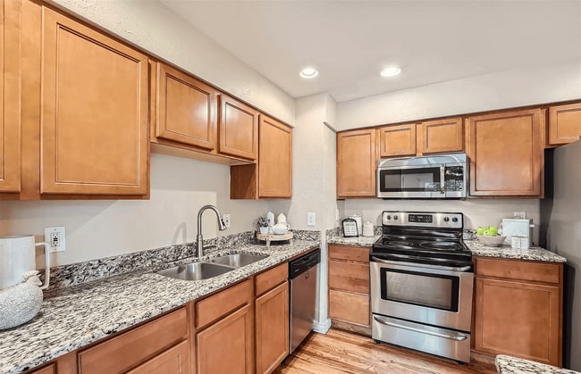 Building Photo - 3451 W 95th Ave