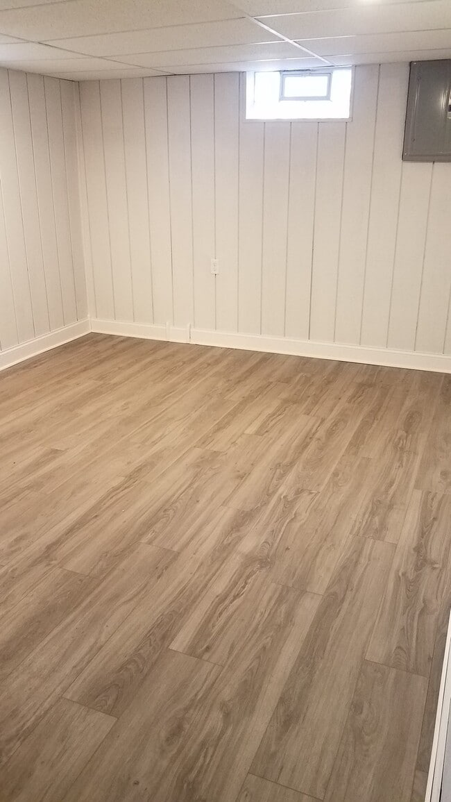 Building Photo - Beautiful two bedroom home minutes from So...