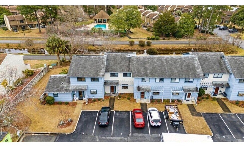 Building Photo - 775 Plantation Dr