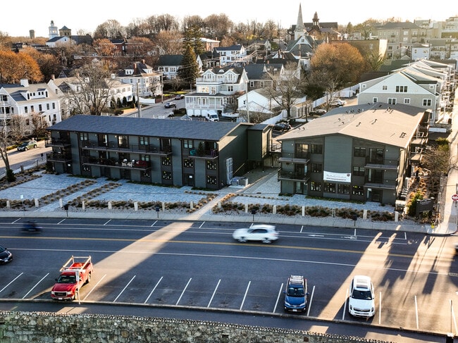 Building Photo - The Bradford Lookout