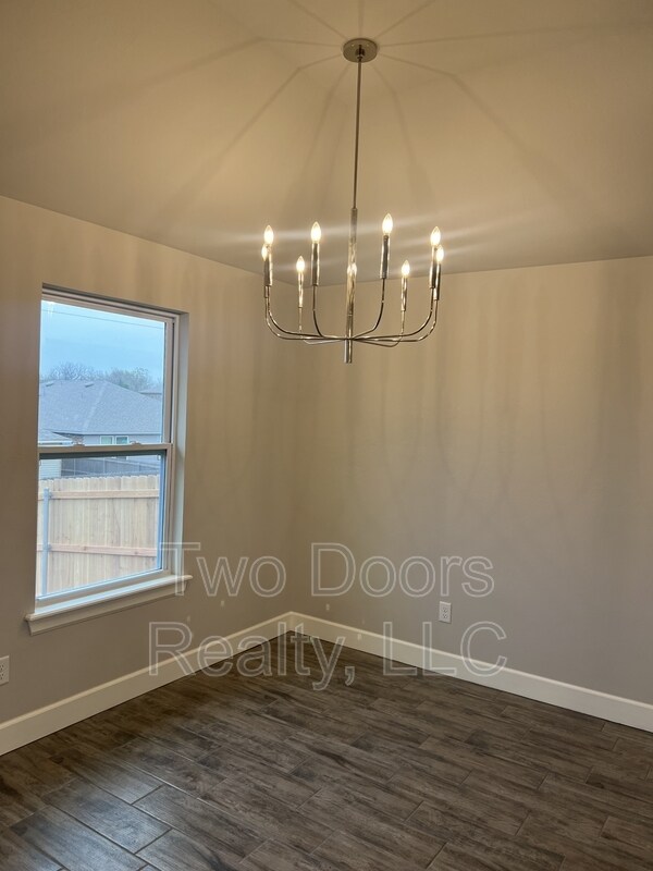 Building Photo - 13812 Klinsman Rd