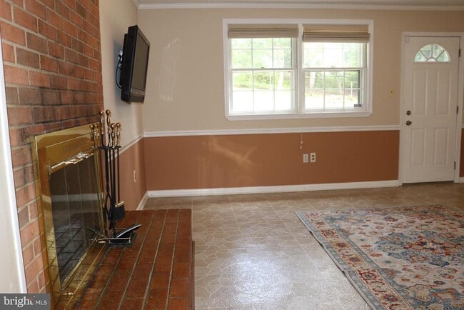 Building Photo - 8634 Aberdeen Ct