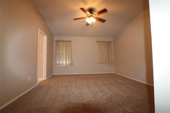 Building Photo - 2820 Single Trace Ct