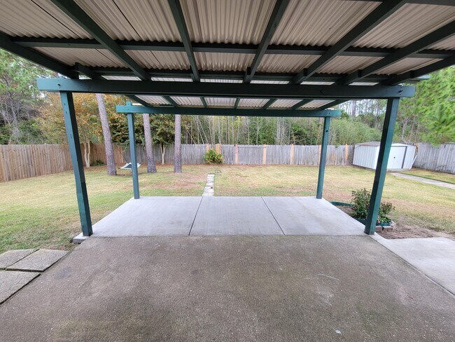 Building Photo - 9780 Parker Lake Cir