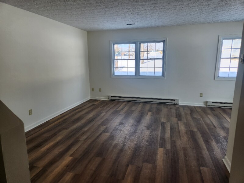 Building Photo - 4949 Catherine Ct