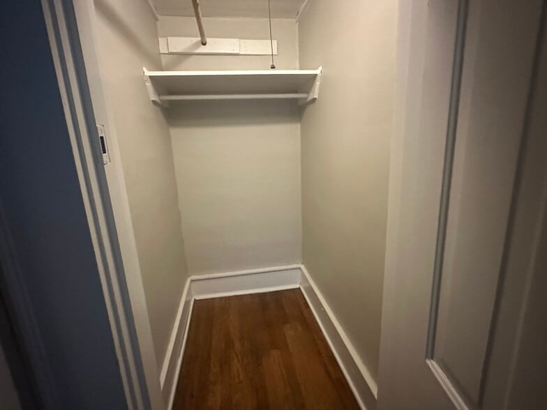 Walk-in-Closet - 306 N Main St
