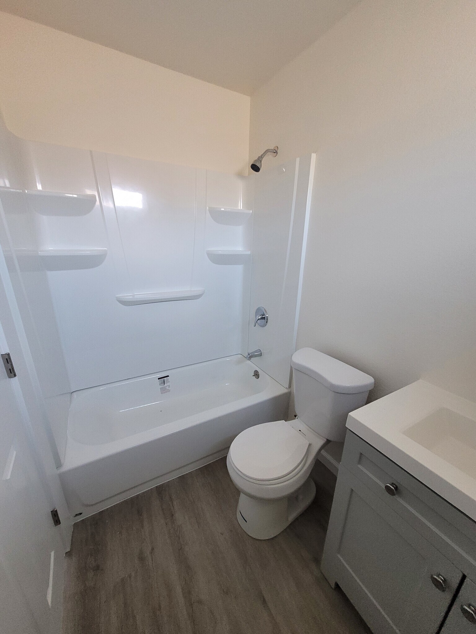 Building Photo - 11017 Condon Ave