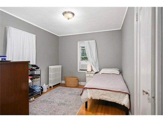 Building Photo - 4304 Beard Ave S