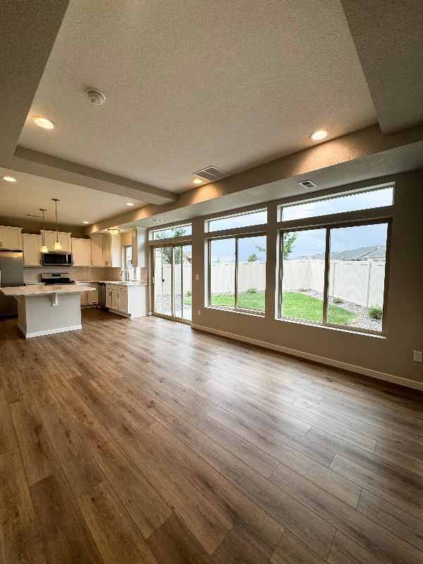 Building Photo - 6008 Callan Dr
