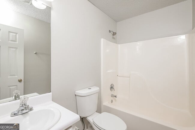 Building Photo - 454 Saddle Shoal Trail