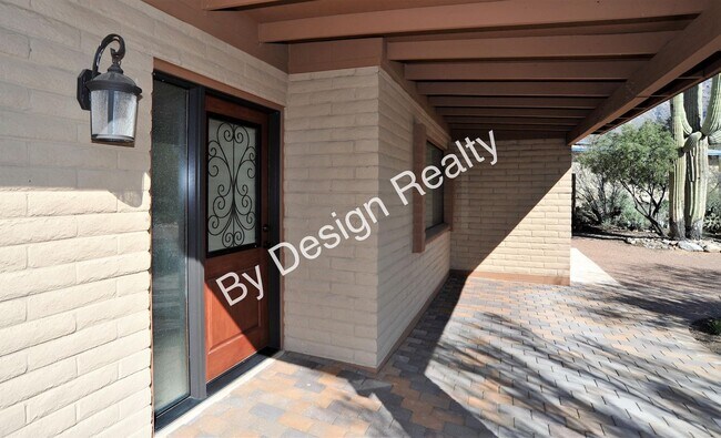 Building Photo - Remodeled Foothills Clusters 3 Bed 2 Bath