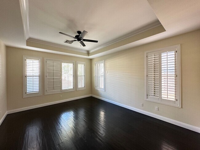 Building Photo - MADISON PLACE AT SUMMERLIN