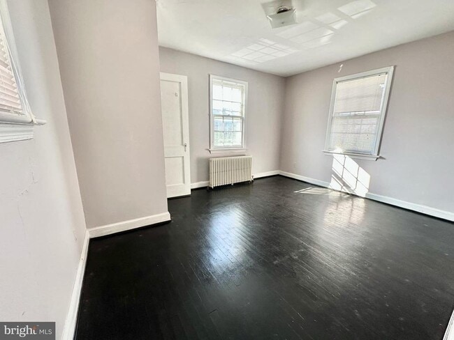 Building Photo - 1300 N Hudson St