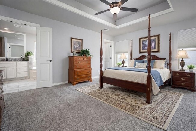 Building Photo - 508 NW 199th St