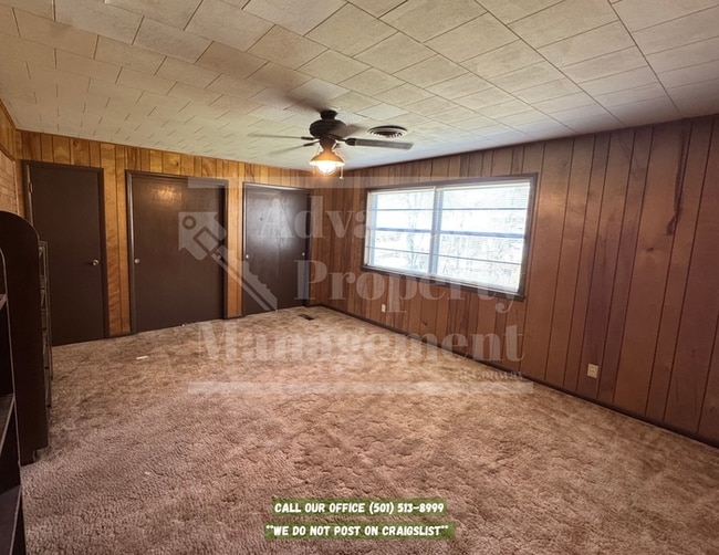 Building Photo - 1401 E View St