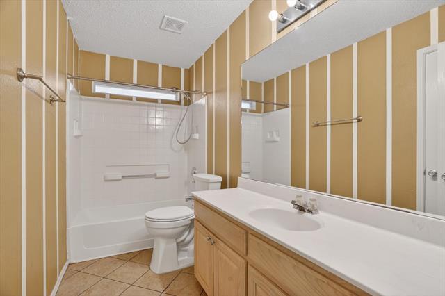 Building Photo - 549 Dylan Ct