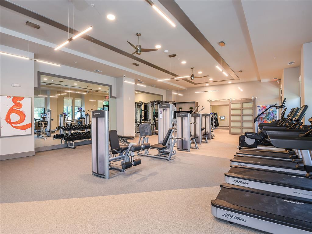 Building Photo - 568 Dr Martin Luther King Jr St S