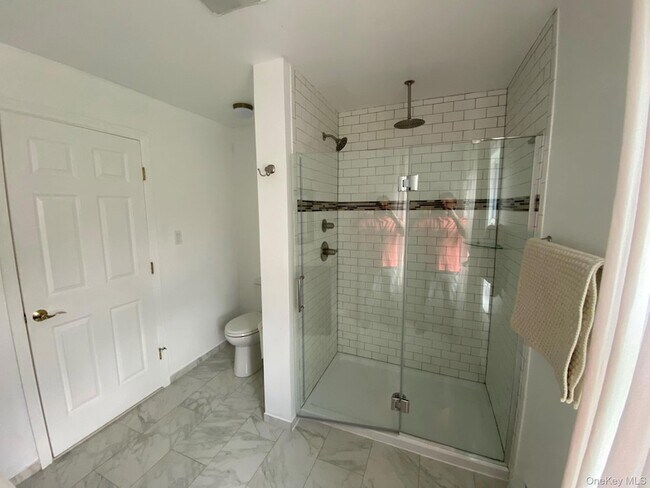 Building Photo - 641 Smithfield Rd