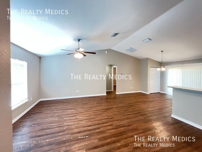 Building Photo - 2539 SW 158th Ln Rd