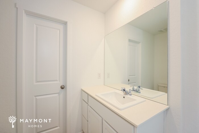 Building Photo - 14806 Warwick Shire