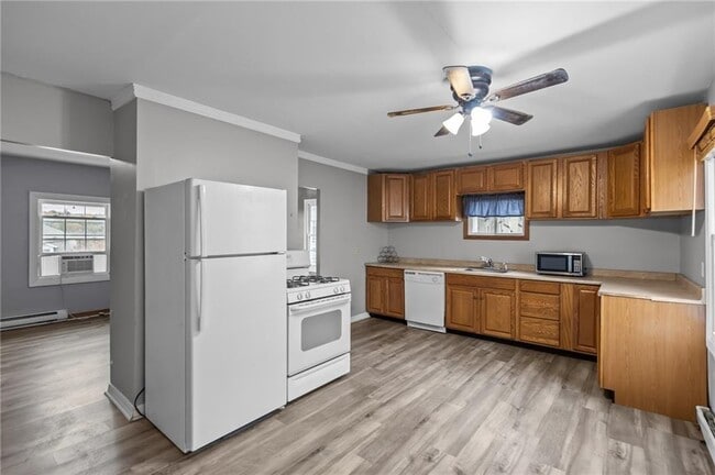 Building Photo - 84 Spring St