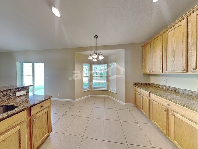 Building Photo - 6117 NW Gause Ave