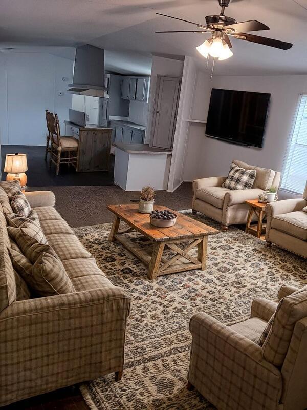 Building Photo - 3230 S Loop 1604