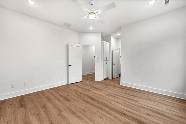 Building Photo - 22 Wigtown Ln