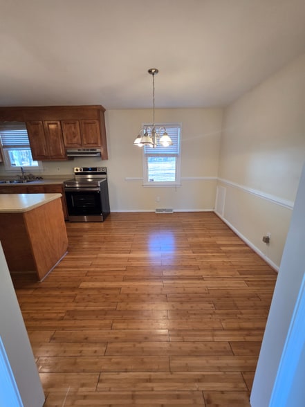 Building Photo - 20716 Vernetta Ln