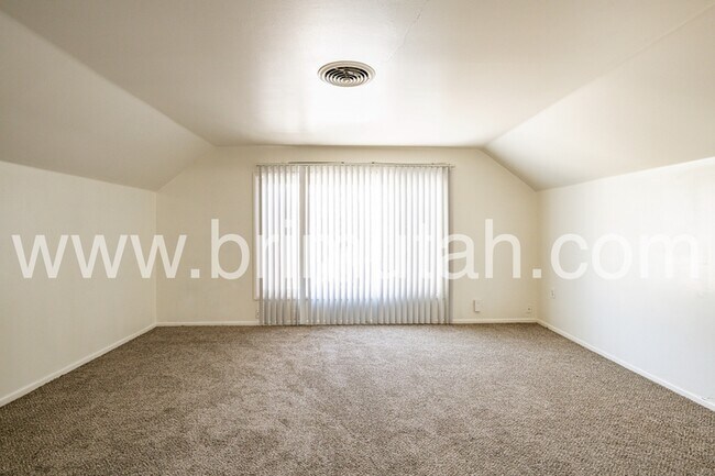 Building Photo - 3738 S 700 E