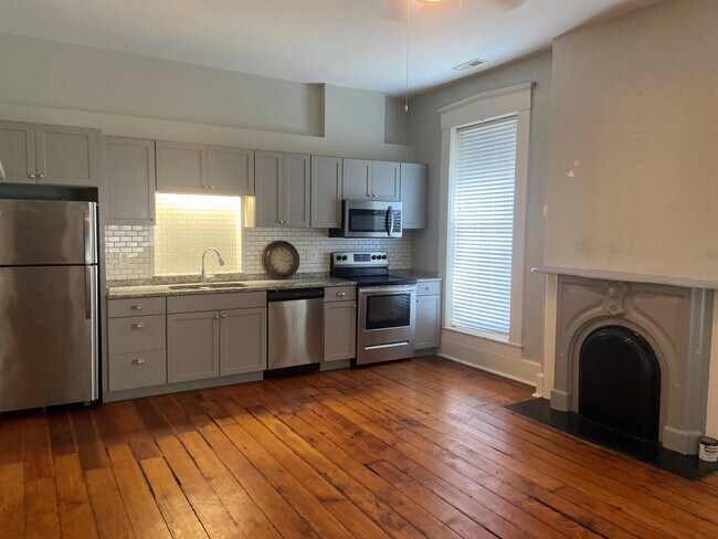 Building Photo - 249 S Limestone