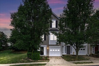 Building Photo - COMING SOON- 3 Bedroom 2 Half Bath Townhome in Spotsylvania
