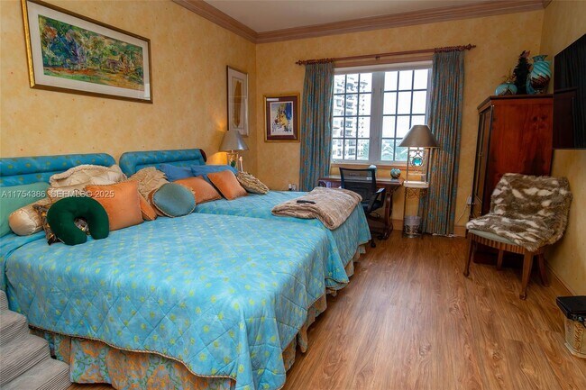 Building Photo - 7241 Fisher Island Dr