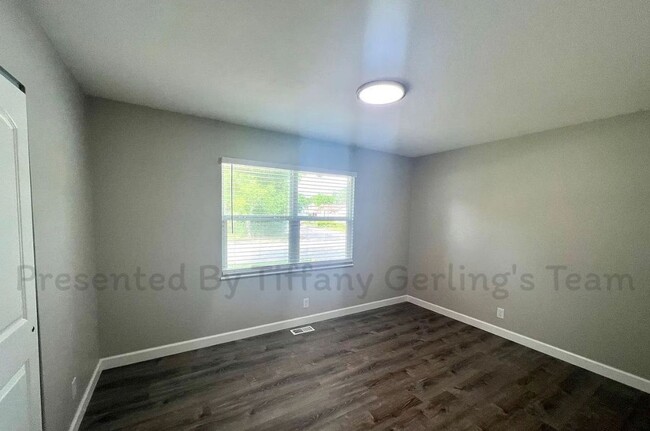Building Photo - Beautifully Renovated Home on Corner Lot w...