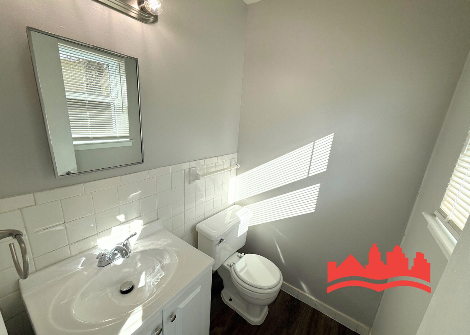 Building Photo - 19 Sullivan Dr