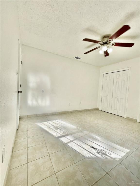Building Photo - 2520 Goldcrest Ave W
