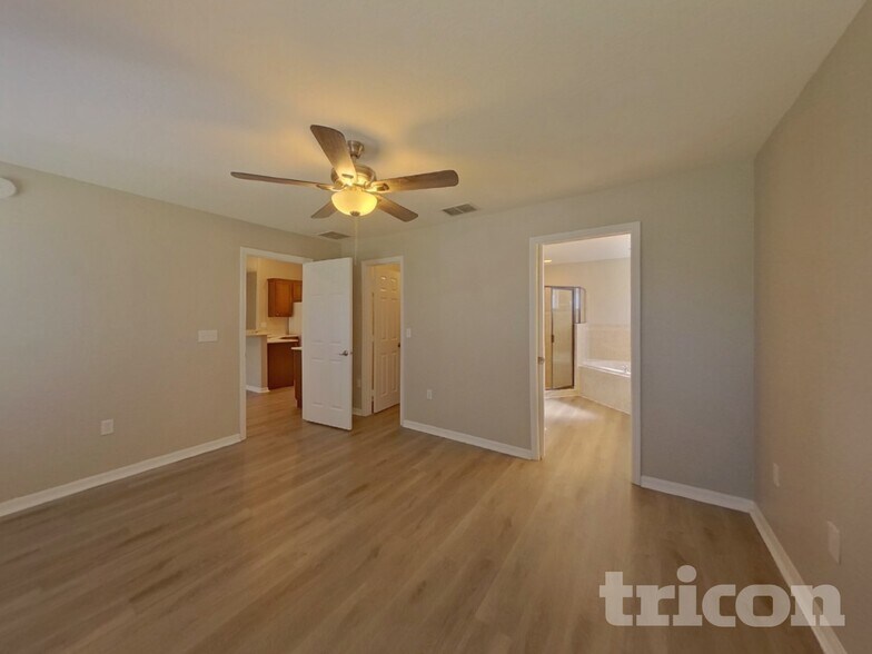 Building Photo - 1523 Merrimack Pkwy