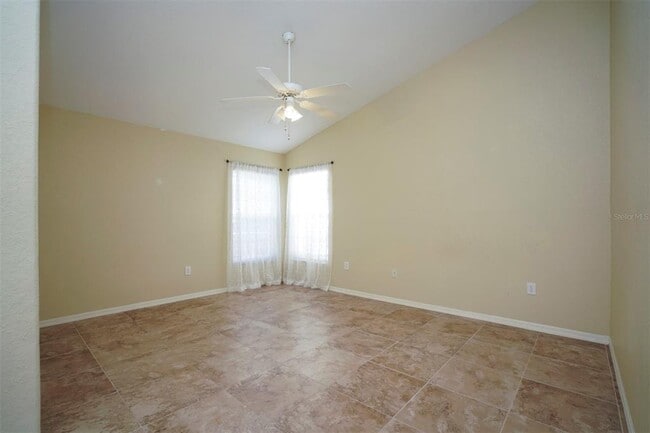 Building Photo - 5136 Sterling Manor Dr