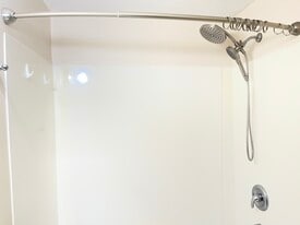 Building Photo - 42 S State St